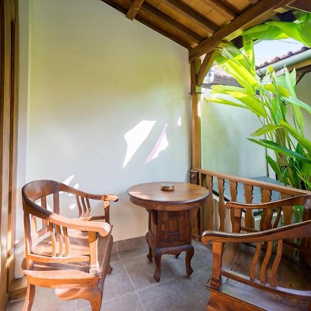 Red Gong Hotel Canggu  Bagian luar foto