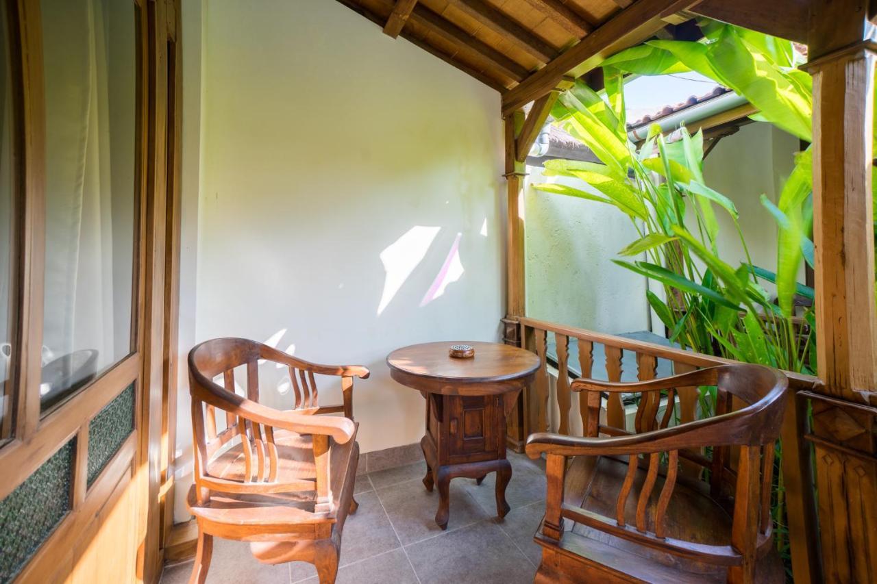 Red Gong Hotel Canggu  Bagian luar foto