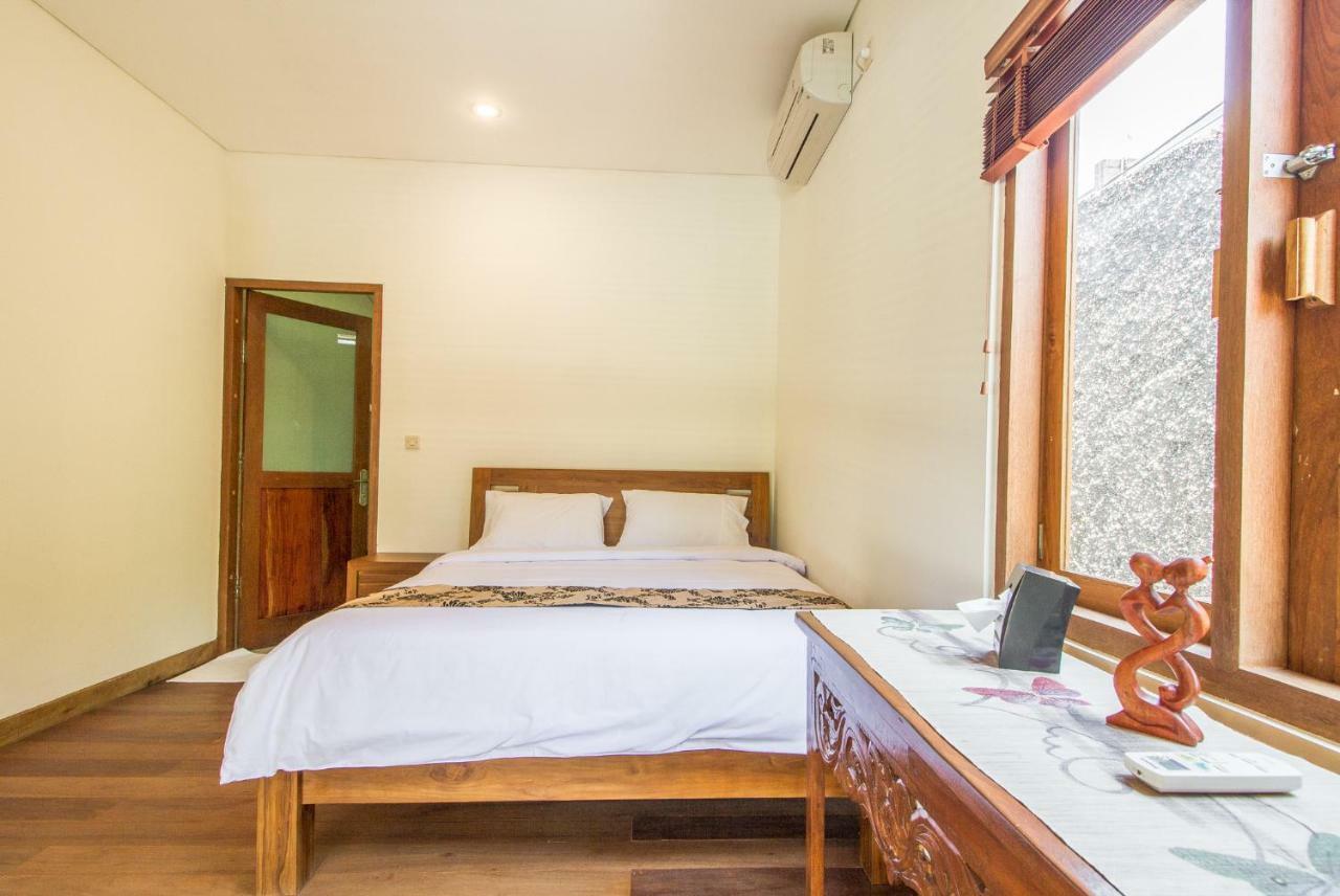 Red Gong Hotel Canggu  Bagian luar foto